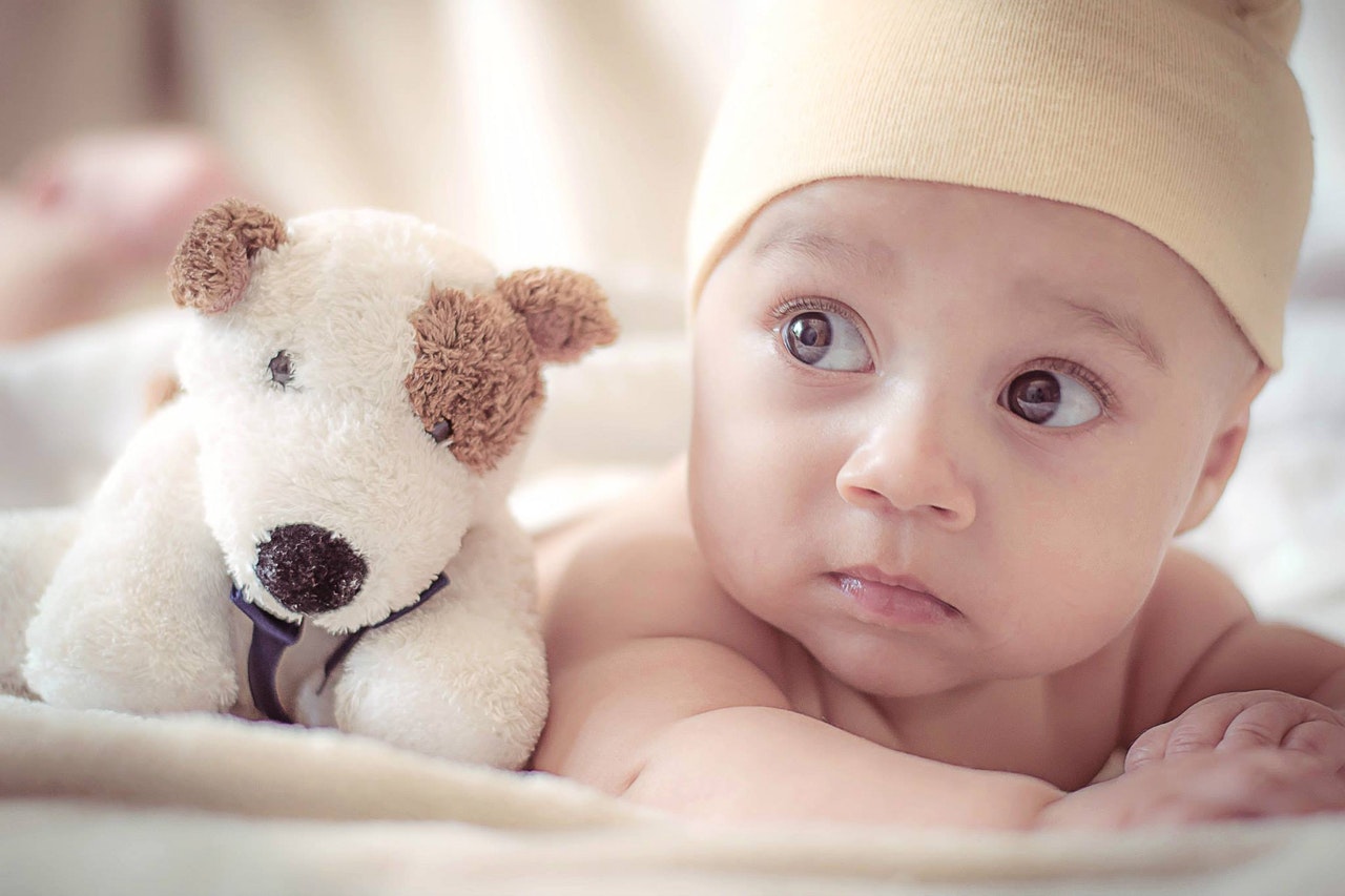 Photo by Spencer Selover from Pexels https://www.pexels.com/photo/adorable-baby-blur-child-428388/